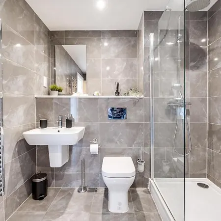Pluxa Alpine Blue - Two Bedroom Luxury * Birmingam