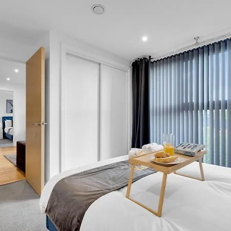 Pluxa Alpine Blue - Two Bedroom Luxury *